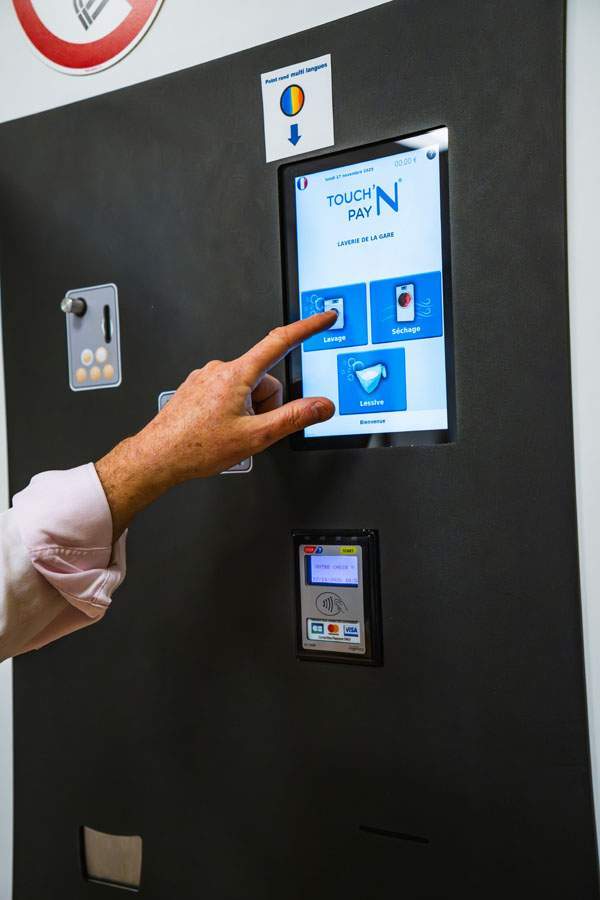 LAVERIE DE LA GARE 05